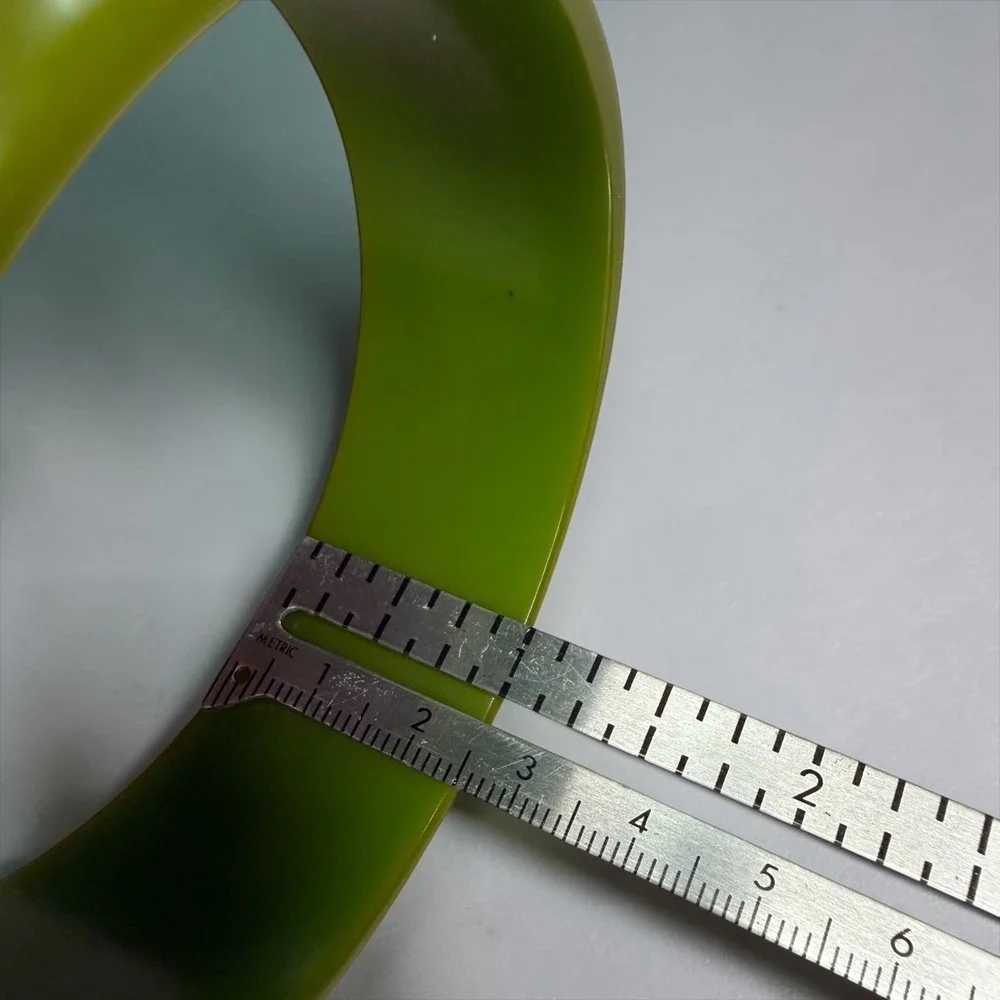 Vintage Tested Bakelite Bangle Bracelet Green Floral Hand Painted
